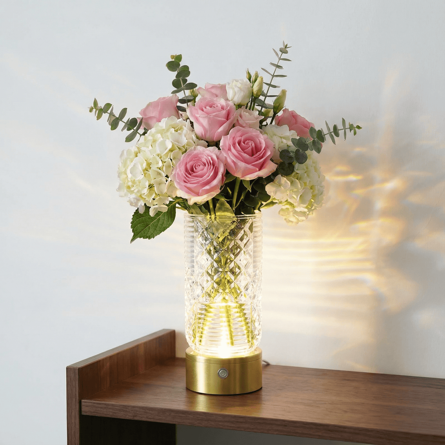 Fleur de Lumière –Rechargeable Table Lamp with Soft Lighting Effect